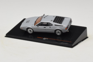BMW M1 Gris IXO 1:43 CLC602N Metal - imagen 3 de 4