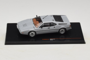 BMW M1 Gris IXO 1:43 CLC602N Metal