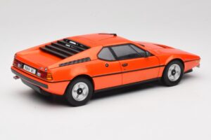 BMW M1 Naranja Minichamps 1:18 80432411549 Metal - imagen 3 de 8