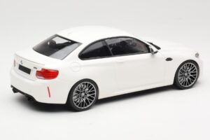 BMW M2 Competition F87 Blanco Minichamps 1:18 155028000 Metal - imagen 2 de 6