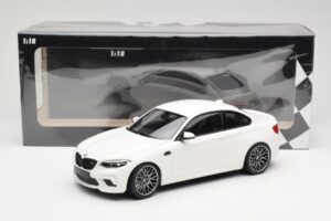 BMW M2 Competition F87 Blanco Minichamps 1:18 155028000 Metal - imagen 6 de 6