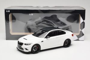 BMW M2 CS F87 Blanco con llantas negras Minichamps 1:18 155021025 Metal - imagen 6 de 6