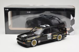 BMW M3 E30 JPS Team BMW #44 J. Richards / T. Longhurst Class Winners Bathurst 1000 1987 Minichamps 1:18 155872044 Metal - imagen 6 de 6