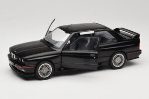 BMW M3 E30 Sport Evo Negro Solido 1:18 S1801501 Metal - imagen 2 de 8