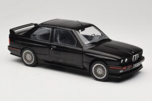 BMW M3 E30 Sport Evo Negro Solido 1:18 S1801501 Metal - imagen 6 de 8