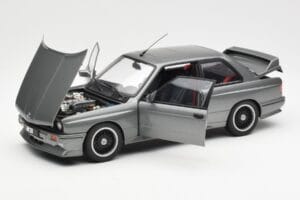 BMW M3 E30 Sport Evolution Cecotto Gris AUTOart 1:18 70567 Metal - imagen 2 de 8
