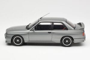 BMW M3 E30 Sport Evolution Cecotto Gris AUTOart 1:18 70567 Metal - imagen 4 de 8