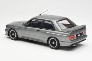 BMW M3 E30 Sport Evolution Cecotto Gris AUTOart 1:18 70567 Metal - imagen 7 de 8