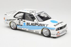 BMW M3 E30 Team Schnitzer #8 O. Manthey DTM 1988 Minichamps 1:18 155882008 Metal - imagen 4 de 6