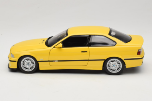 BMW M3 E36 Dakar Yellow UT Models 1:18 180022300 Metal - imagen 4 de 8