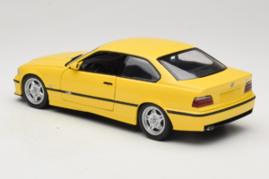 BMW M3 E36 Dakar Yellow UT Models 1:18 180022300 Metal - imagen 7 de 8