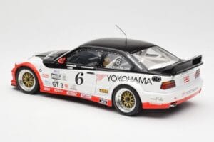 BMW M3 E36 GTR #0 B. Auberlen / M. Simo / P. Cunningham Daytona 24 Hours 1998 UT Models 1:18 39816 Metal - imagen 7 de 8