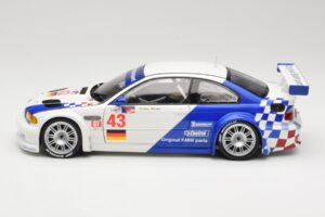 BMW M3 E46 GTR #24 D. Muller / J. Muller / H.-J. Stuck ALMS 2001 Minichamps 1:18 80430139184 Metal - imagen 4 de 8