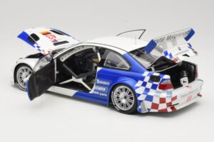 BMW M3 E46 GTR #24 D. Muller / J. Muller / H.-J. Stuck ALMS 2001 Minichamps 1:18 80430139184 Metal - imagen 5 de 8