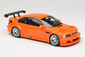 BMW M3 E46 GTR Street Naranja Minichamps 1:18 100012106 Metal - imagen 6 de 8