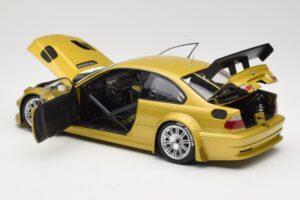 BMW M3 E46 GTR Street Phoenix Yellow Minichamps 1:18 80430309444 Metal - imagen 5 de 8