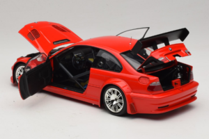 BMW M3 E46 GTR Street Rojo Minichamps 1:18 100012101 Metal - imagen 5 de 8