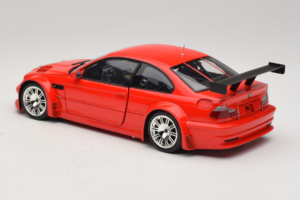BMW M3 E46 GTR Street Rojo Minichamps 1:18 100012101 Metal - imagen 7 de 8