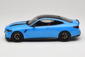 BMW M4 CS G82 Riviera Blue GT Spirit 1:18 GT511 Resina - imagen 3 de 6
