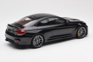 BMW M4 F82 CS Negro GT Spirit 1:18 GT845 Resina - imagen 2 de 6