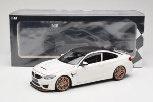 BMW M4 F82 GTS Alpine White Minichamps 1:18 110025221 Metal - imagen 8 de 8