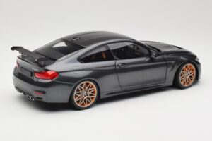 BMW M4 F82 GTS Mineral Grey Metallic Minichamps 1:18 110025222 Metal - imagen 3 de 8