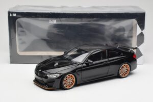 BMW M4 F82 GTS Sapphire Black Metallic Minichamps 1:18 110025220 Metal - imagen 8 de 8