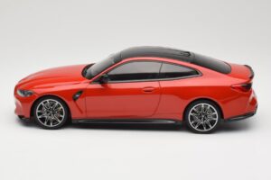 BMW M4 F82 Imola Red Metallic Minichamps 1:18 155020121 Metal - imagen 3 de 6