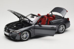 BMW M4 F83 Descapotable Mineral Grey Paragon 1:18 80432339610 Metal - imagen 2 de 8