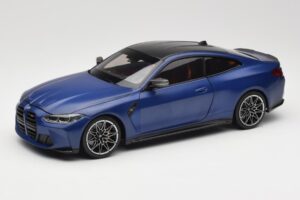 BMW M4 G82 Azul Metallic Minichamps 1:18 113020123 Metal
