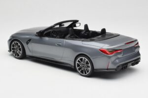 BMW M4 G82 Cabriolet Grey Metallic Minichamps 1:18 155021034 Metal - imagen 5 de 6