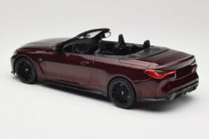 BMW M4 G83 Cabrio Rojo Metalizado Minichamps 1:18 155021032 Metal - imagen 5 de 6