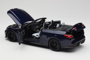 BMW M4 G82 Descapotable Azul Metallic Minichamps 1:18 110021031 Metal - imagen 5 de 8