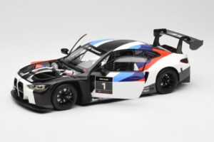 BMW M4 G82 GT3 Presentation 2021 Minichamps 1:18 80435A5D002 Metal - imagen 2 de 8