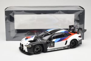 BMW M4 G82 GT3 Presentation 2021 Minichamps 1:18 80435A5D002 Metal - imagen 8 de 8