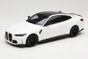 BMW M4 G82 Blanco Minichamps 1:18 155020122 Metal