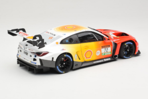 BMW M4 GT3 #72 D. Harper / M. Hesse / C. Weerts BMW M Team RMG 24 Hours of Nurburgring 2024 Minichamps 1:18 113242072 Metal - imagen 3 de 8