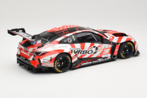 BMW M4 GT3 LMGT3 #31 D. Leung / S. Gelael / A. Farfus Team WRT 2nd Place 24 Hours of Le Mans 2024 Minichamps 1:18 113242431 M - imagen 3 de 8