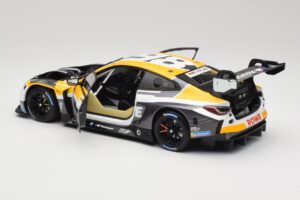 BMW M4 GT3 #98 M. Wittmann / S. van der Linde Rowe Racing ADAC 24h Nurburgring 2023 Minichamps 1:18 113232098 Metal - imagen 5 de 8