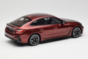 BMW M440i G26 Gran Coupe Aventurine Rojo Otto 1:18 OT1075 Resina - imagen 2 de 6
