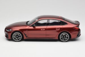 BMW M440i G26 Gran Coupe Aventurine Rojo Otto 1:18 OT1075 Resina - imagen 3 de 6