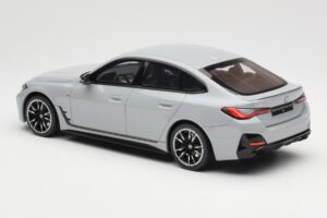 BMW M440i G26 Gran Coupe Brooklyn Gris Metálico Otto 1:18 OT454 Resina - imagen 5 de 6