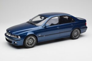 BMW M5 E39 Avus Azul Otto 1:12 G073 Resina
