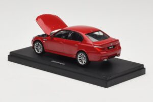 BMW M5 E60 Rojo Kyosho 1:43 03503R Metal - imagen 2 de 4