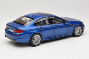 BMW M5 F10 Monte Carlo Blue Paragon 1:18 80432186352 Metal - imagen 3 de 8