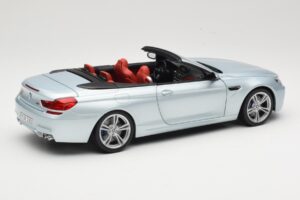 BMW M6 F12 Descapotable Silverstone Silver Paragon 1:18 8043225656 Metal - imagen 3 de 8