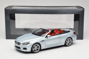 BMW M6 F12 Descapotable Silverstone Silver Paragon 1:18 8043225656 Metal - imagen 8 de 8