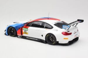 BMW M6 GT3 F13 #42 BMW Team Schnitzer R. Collard / P. Eng ADAC GT Masters Oschersleben 2017 Minichamps 1:18 155172652 Metal - imagen 5 de 6