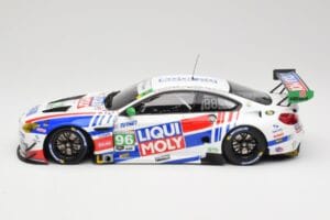 BMW M6 GT3 F13 #96 Turner Motorsport B. Auberlen / R. Foley Class Winner Petit Le Mans 2019 Minichamps 1:18 153192696 Metal - imagen 3 de 6