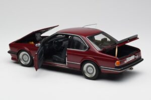 BMW M635 CSi E24 Karmin Rojo AUTOart 1:18 70528 Metal - imagen 5 de 8
